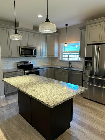 $2,350 | 202 Spencer Place, Niceville, FL 32578