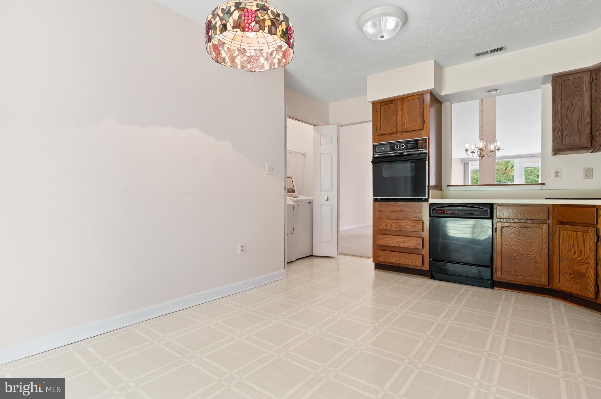 9514 Hallhurst Road Nottingham, MD 21236 - Photo 22 of 44