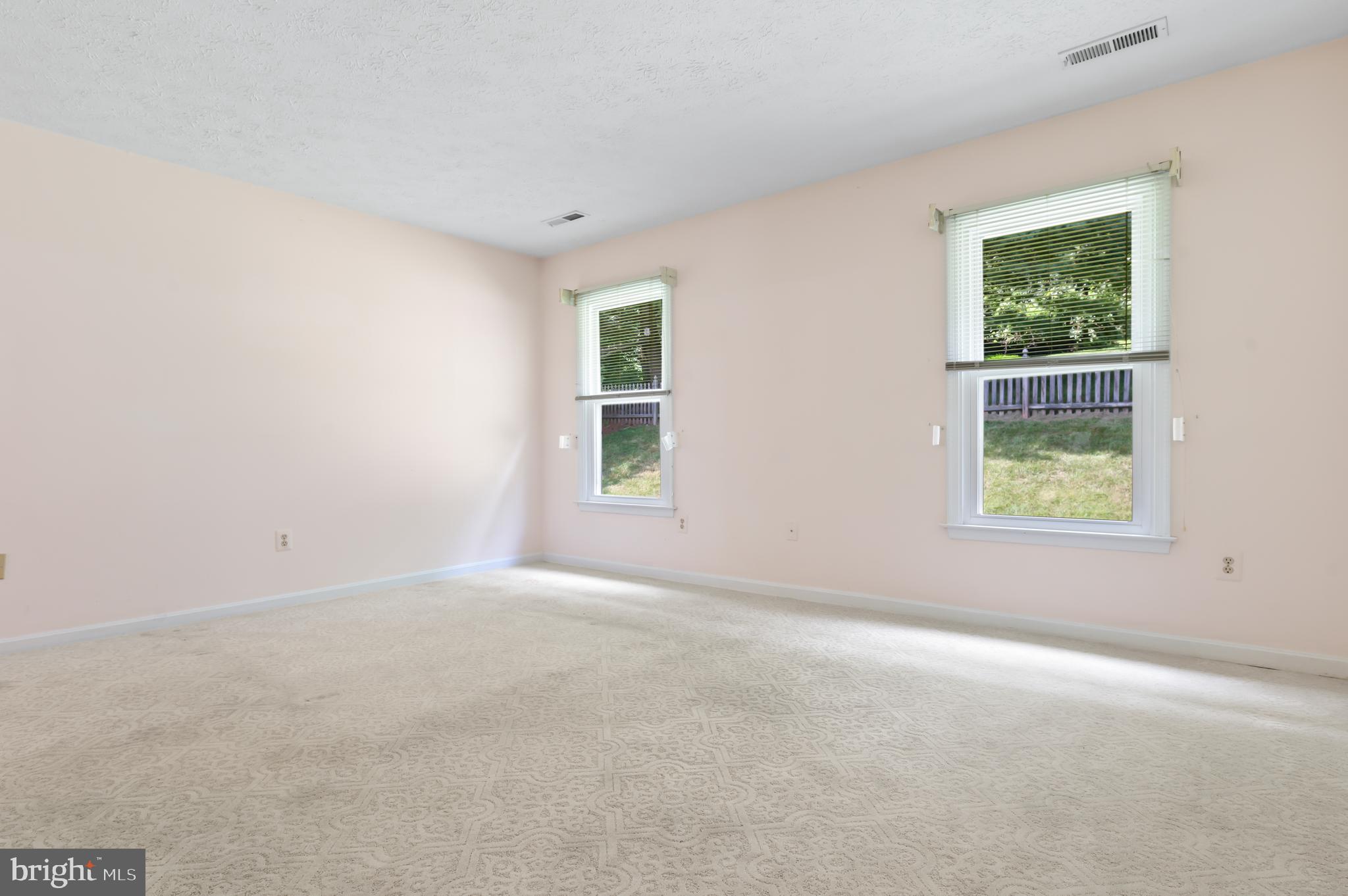 9514 Hallhurst Road Nottingham, MD 21236 - Photo 31 of 44