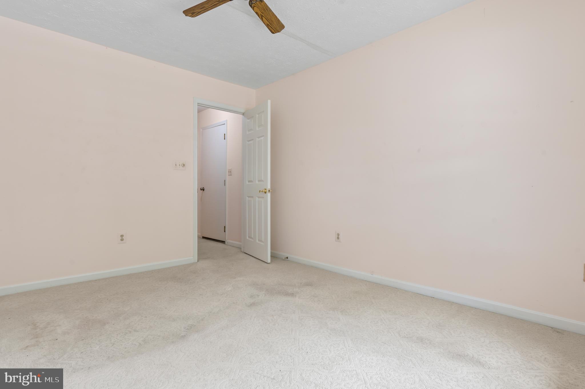 9514 Hallhurst Road Nottingham, MD 21236 - Photo 37 of 44