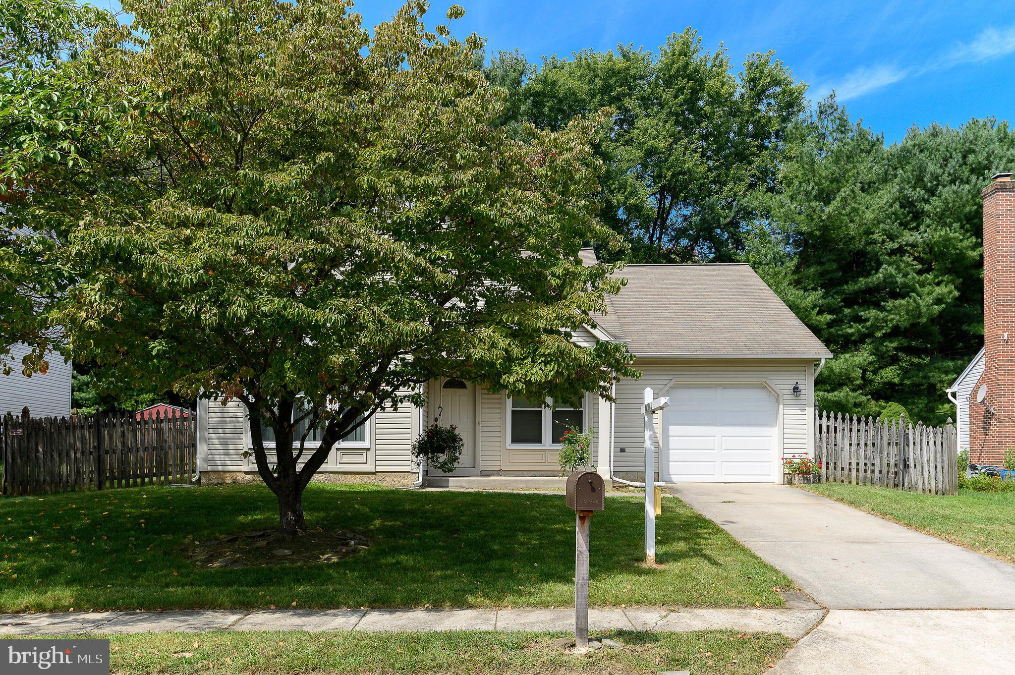 9514 Hallhurst Road Nottingham, MD 21236 - Photo 4 of 44
