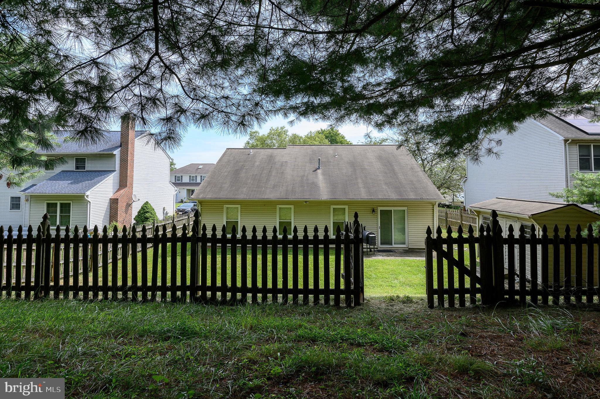 9514 Hallhurst Road Nottingham, MD 21236 - Photo 7 of 44