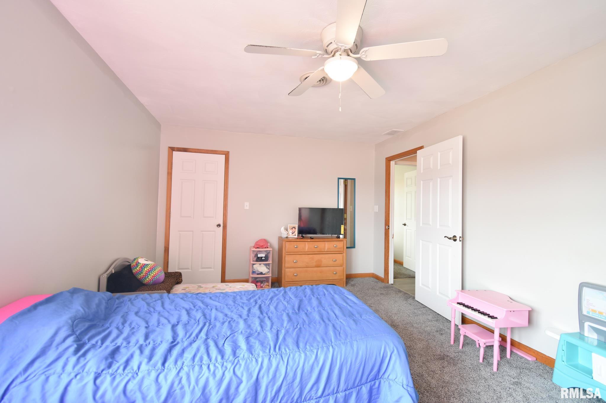 2913 Rend Drive Springfield, IL 62707 - Photo 14 of 18 Gallery Image 14