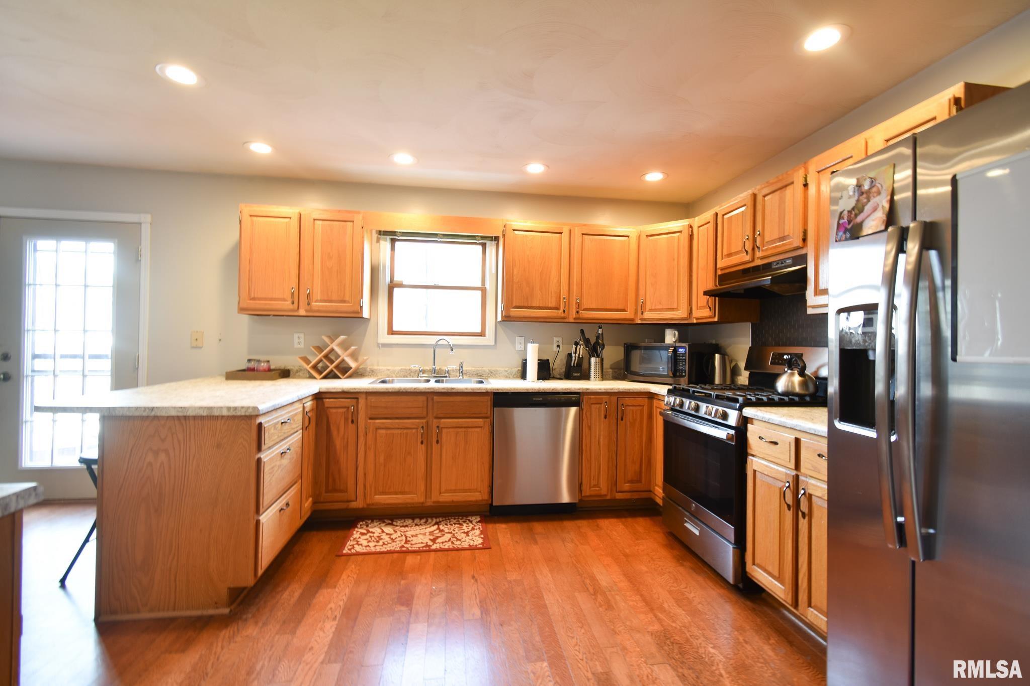 2913 Rend Drive Springfield, IL 62707 - Photo 9 of 18 Gallery Image 9