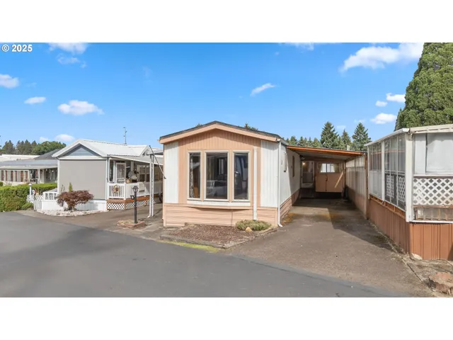 $49,500 | 620 Southeast 2nd Avenue, Unit 11, Canby, OR 97013