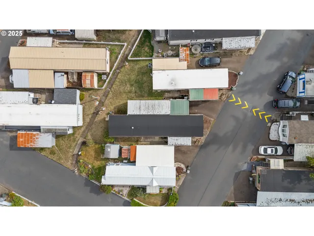 $49,500 | 620 Southeast 2nd Avenue, Unit 11, Canby, OR 97013