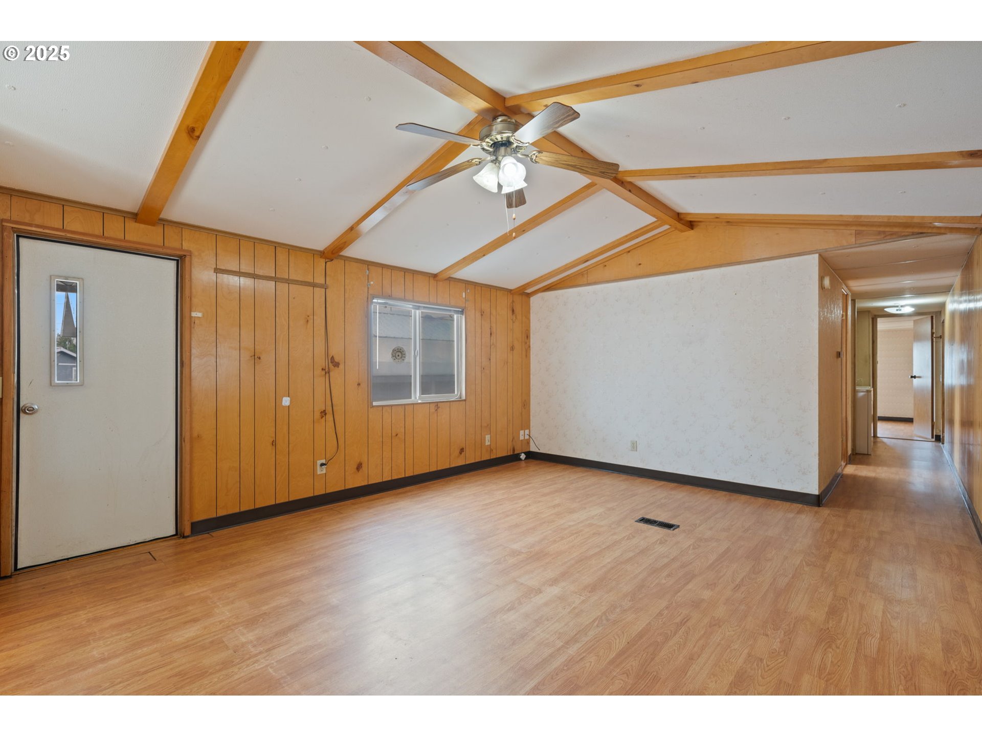 620 Southeast 2nd Avenue, Unit 11 Canby, OR 97013 - Photo 8 of 26