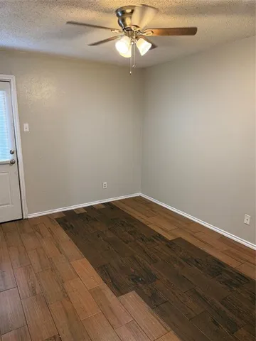 $1,000 | 9520 Royal Lane, Unit 214, Dallas, TX 75243