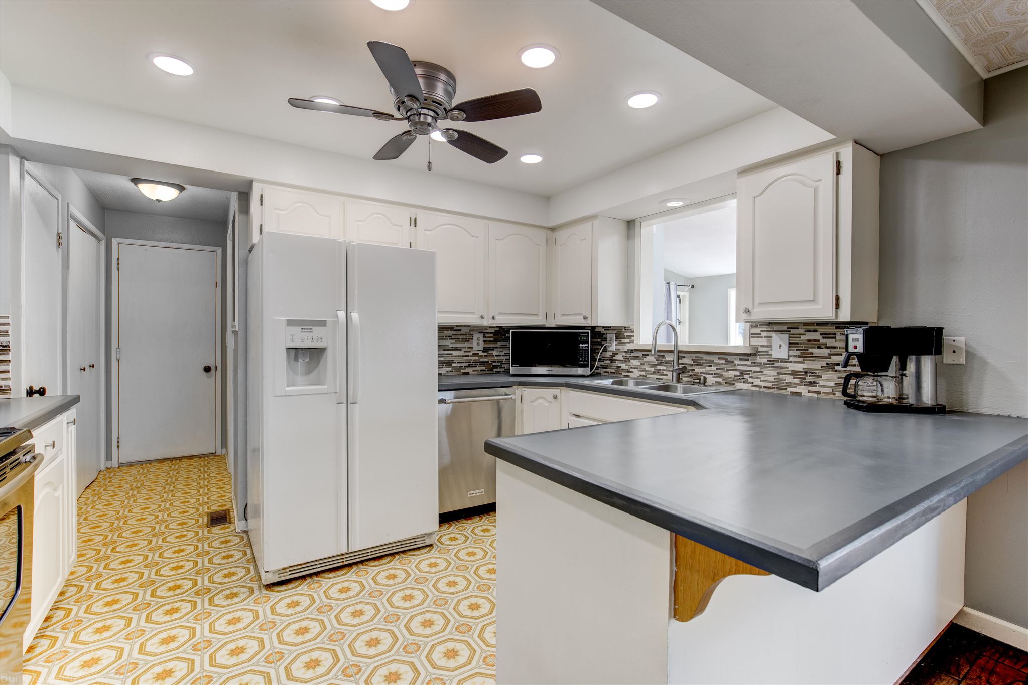 5518 North Bannen Road Spokane, WA 99216 - Photo 10 of 49 Gallery Image 10