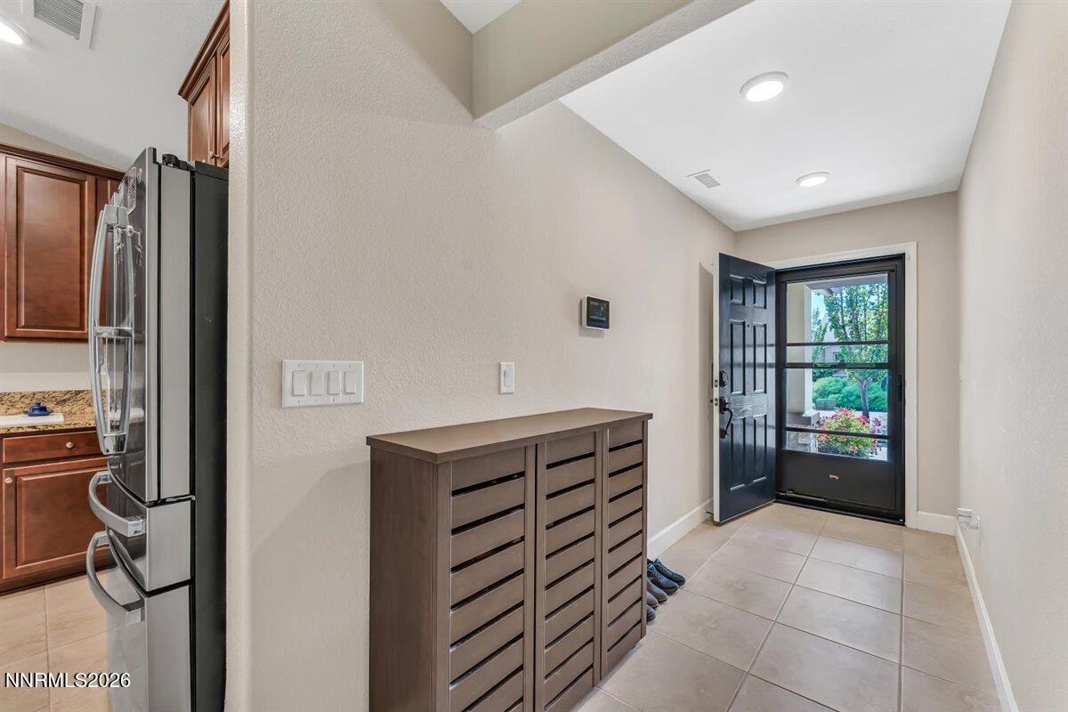 7135 Quill Drive Reno, NV 89506 - Photo 4 of 35 04-7135 Quill Dr Reno NV 89506 (4 of 35)