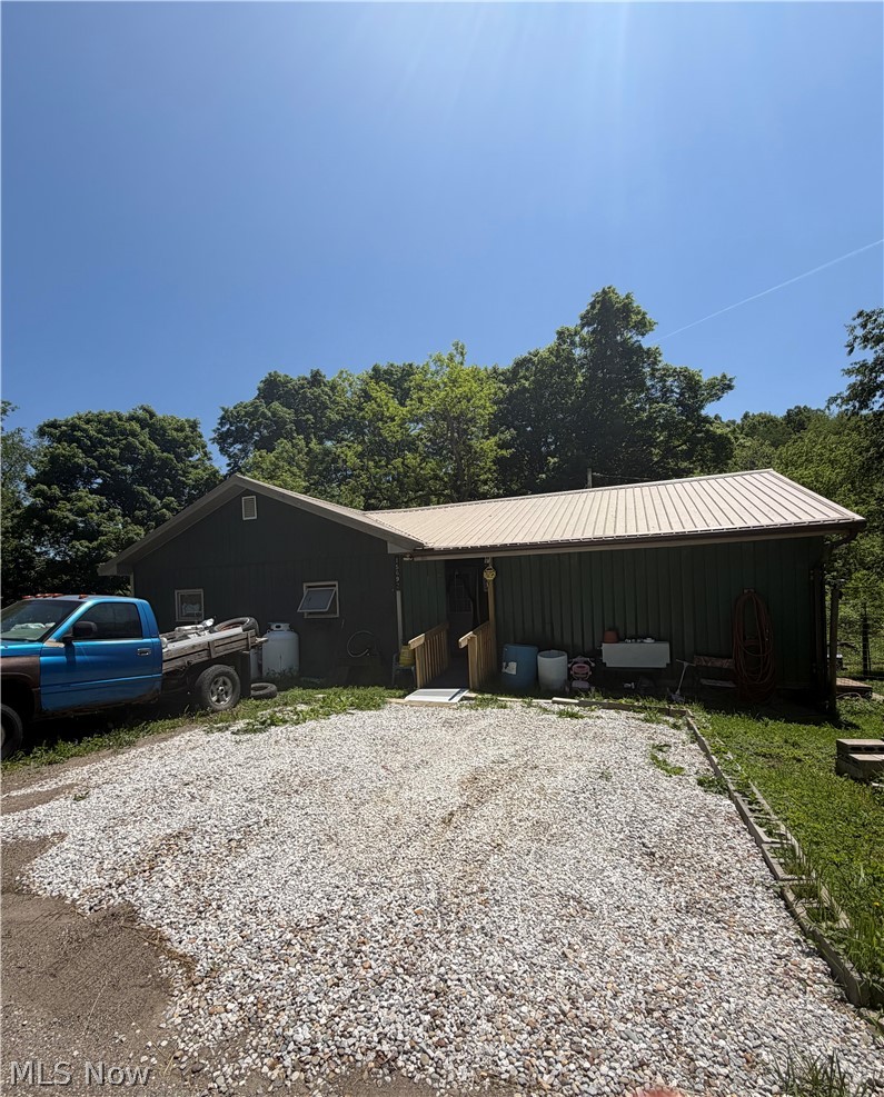 15692 Sligo Road Kimbolton, OH 43749 - Photo 1 of 6