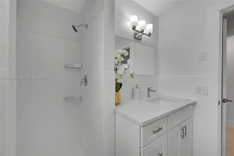 $3,300 | 808 Southwest 12th Court, Unit 808, Fort Lauderdale, FL 33315