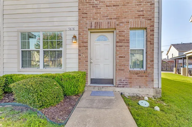 $1,800 | 5616 Giddyup Lane, Fort Worth, TX 76179