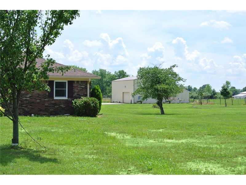 4685 Gibbs Road Avon, IN 46122 - Photo 18 of 24 Gallery Image 18