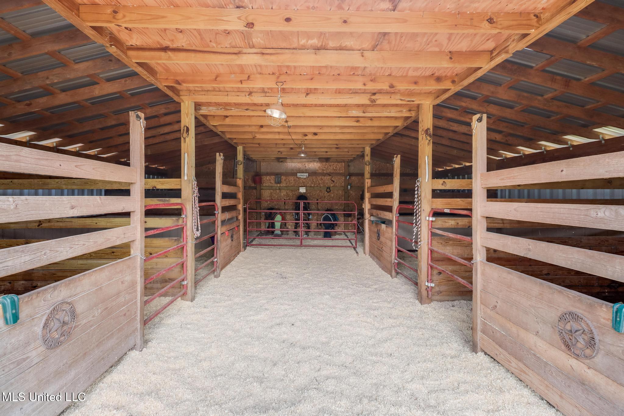 21510 Yankee Town Road Saucier, MS 39574 - Photo 24 of 34 IMG_0530-Edit