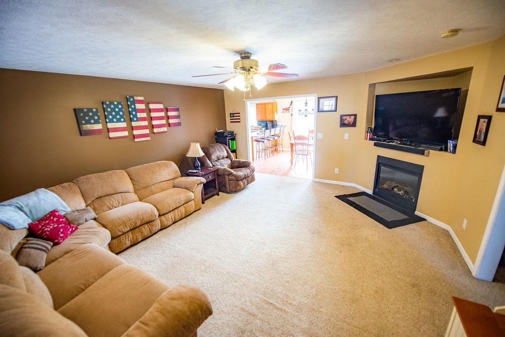 1216 Marigold Road Bloomington, IN 47401 - Photo 4 of 29 Gallery Image 4