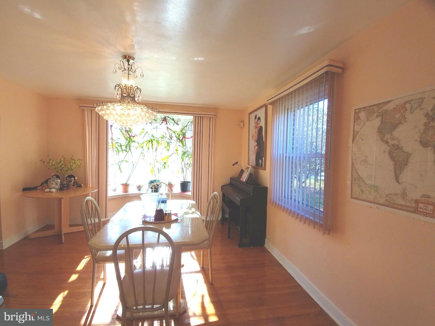 21 Lanfair Road Cheltenham, PA 19012 - Photo 11 of 25 Dining Room