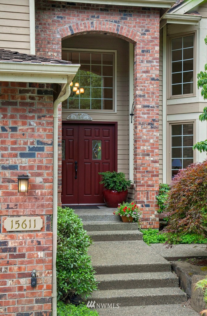 15611 100th Place Northeast Bothell, WA 98011 - Photo 2 of 23 Gallery Image 2