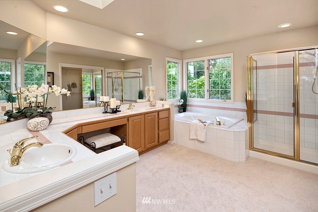 15611 100th Place Northeast Bothell, WA 98011 - Photo 13 of 23 Gallery Image 13