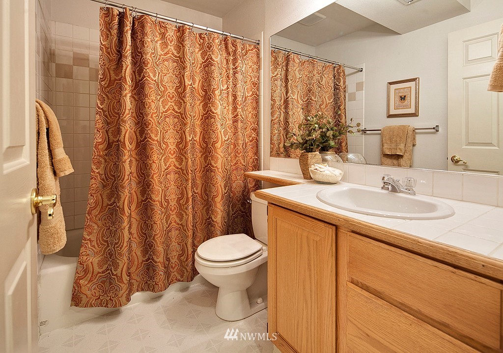 15611 100th Place Northeast Bothell, WA 98011 - Photo 17 of 23 Gallery Image 17