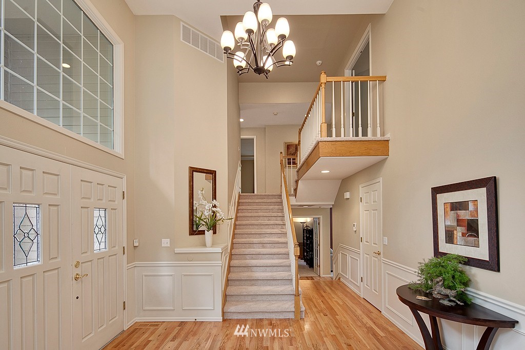 15611 100th Place Northeast Bothell, WA 98011 - Photo 3 of 23 Gallery Image 3