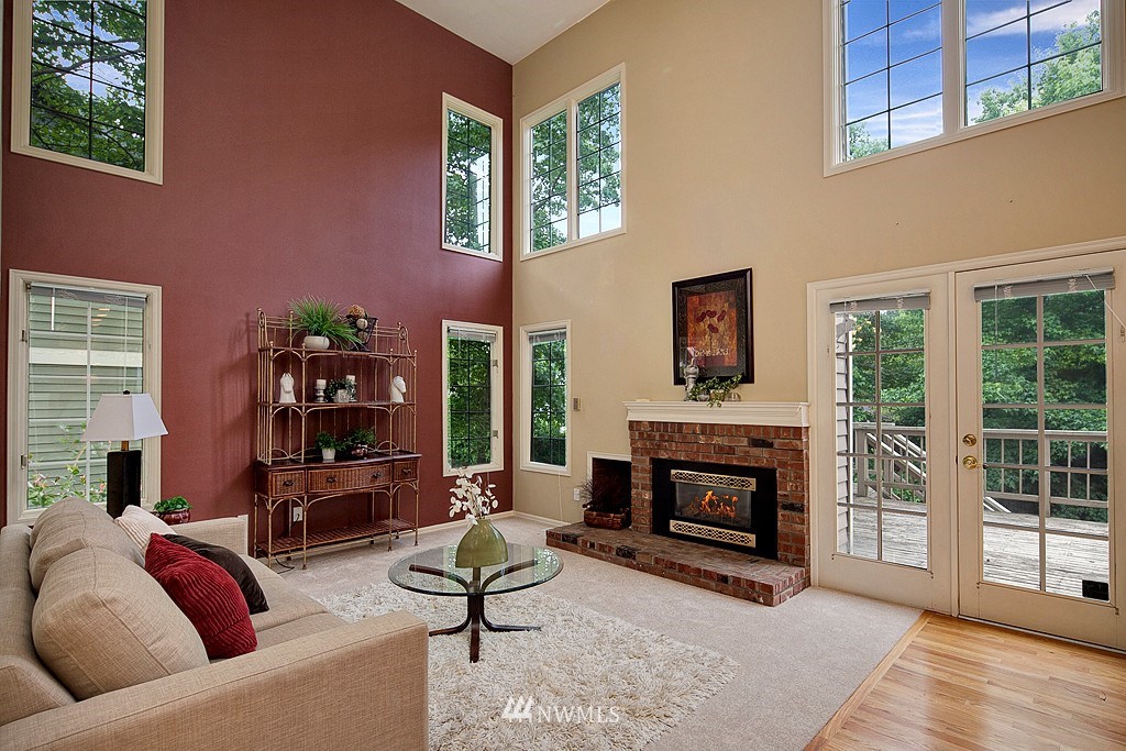 15611 100th Place Northeast Bothell, WA 98011 - Photo 9 of 23 Gallery Image 9
