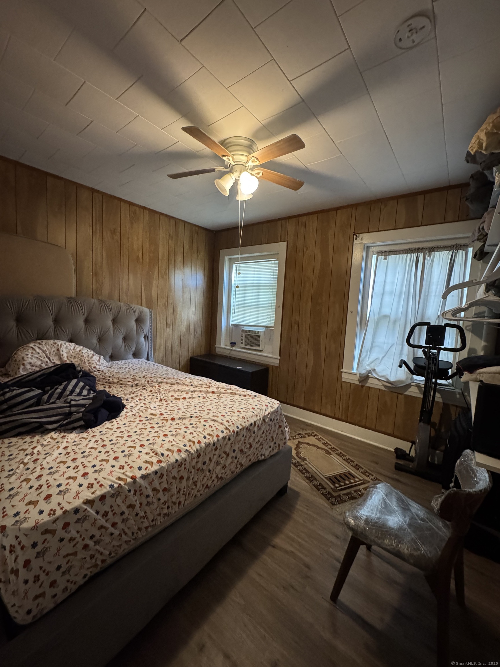 785 Connecticut Avenue, Unit 2 Bridgeport, CT 06607 - Photo 5 of 9 a bedroom with a bed and window