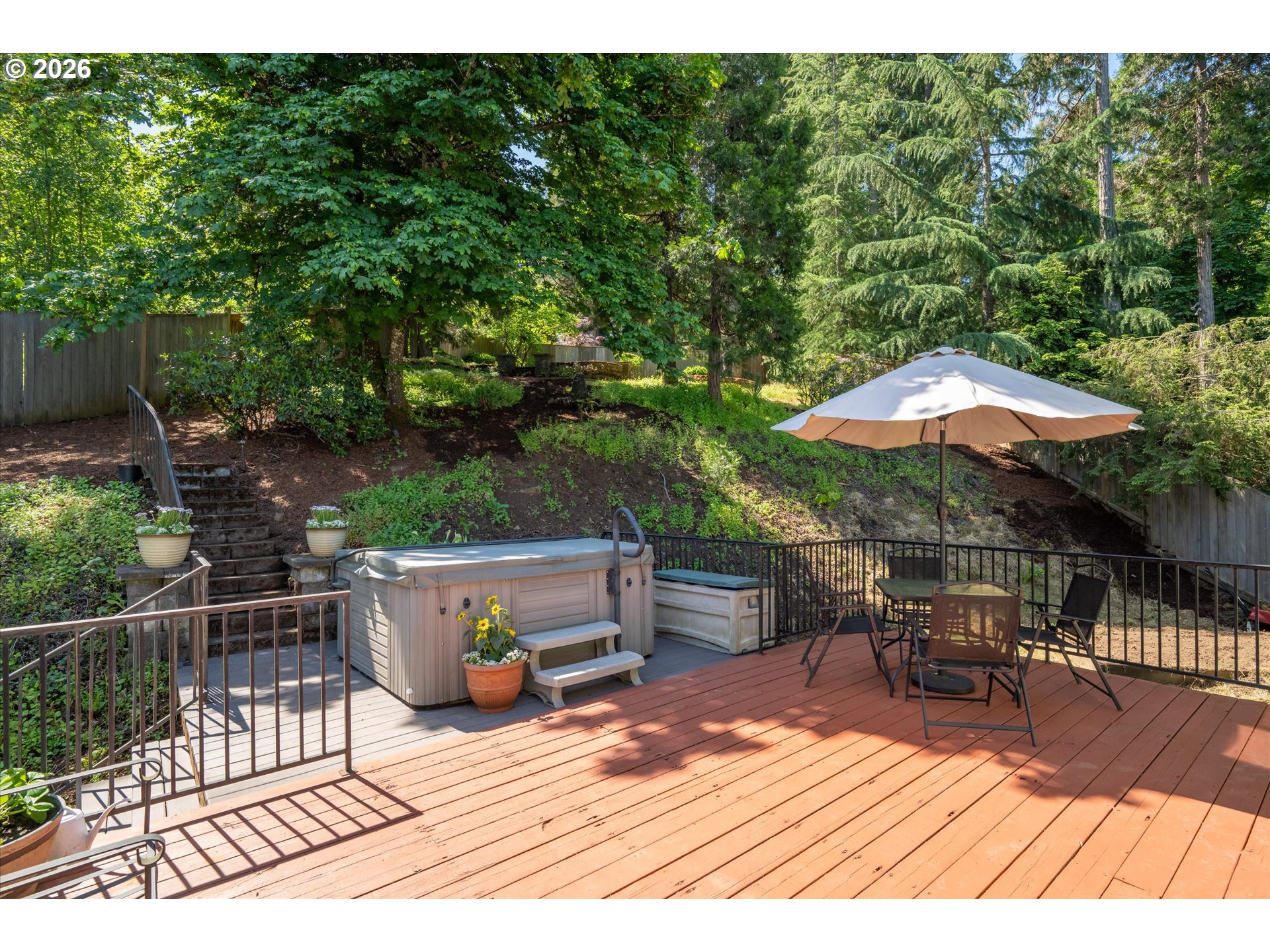 277 South 67th Court Springfield, OR 97478 - Photo 31 of 44 a outdoor view with a sitting space