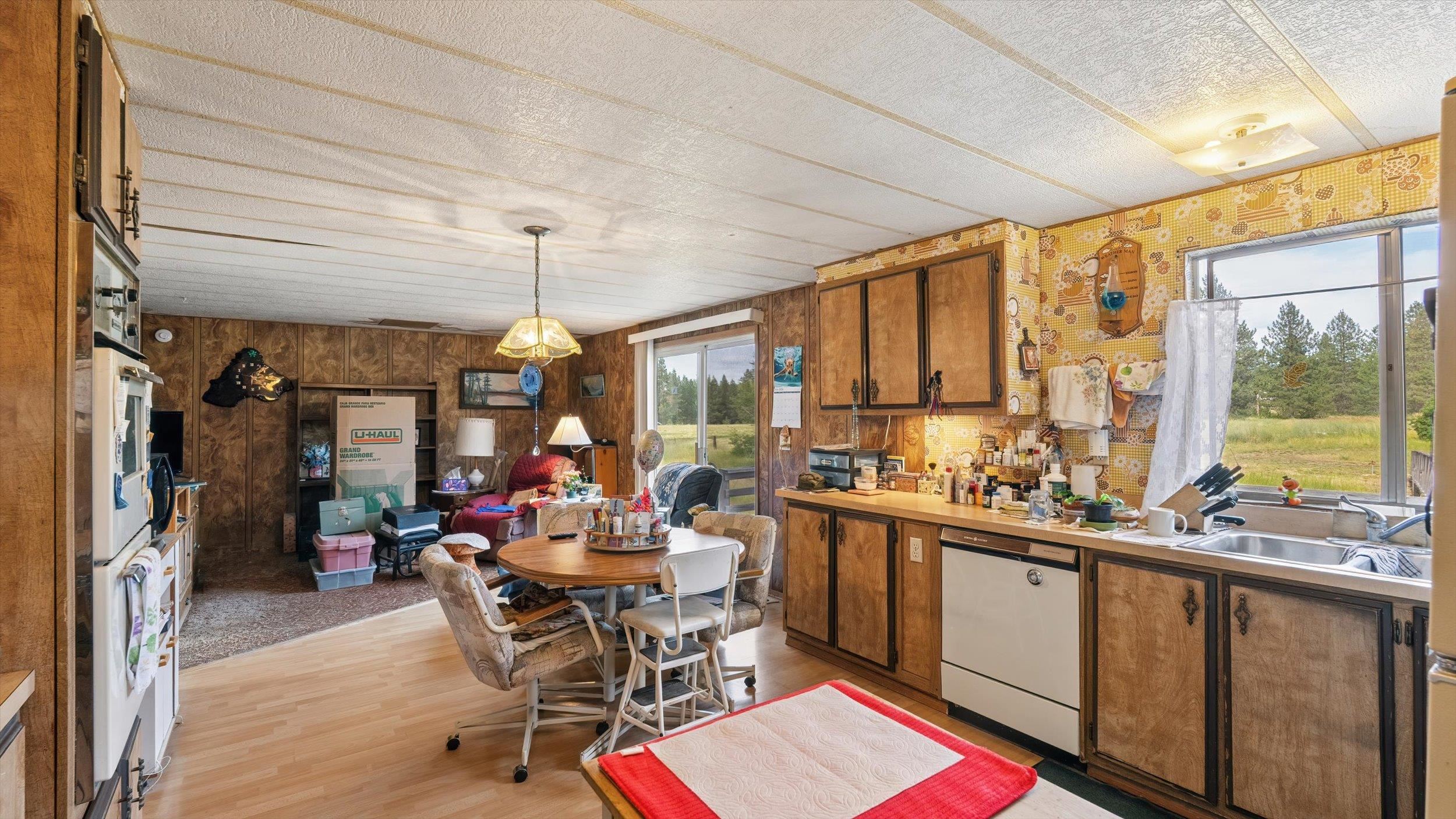 10911 East Laurel Road Elk, WA 99009 - Photo 18 of 36