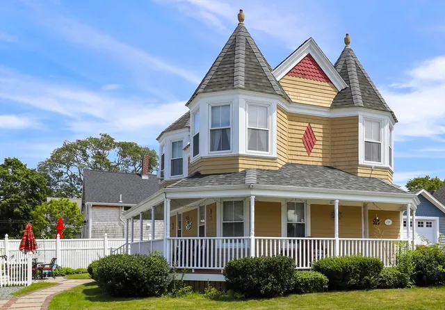 $710,000 | 12 Grove Street, Wareham, MA 02558