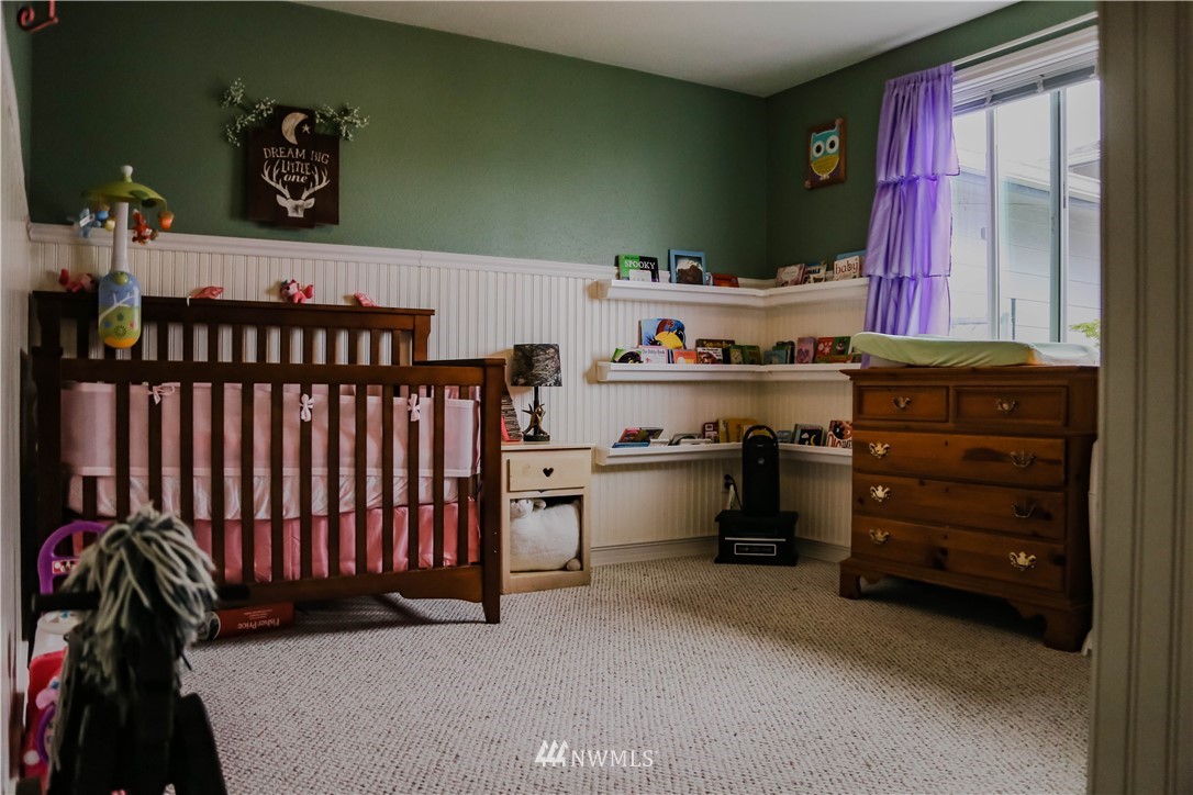 18144 Applegate Street Southwest Rochester, WA 98579 - Photo 11 of 22