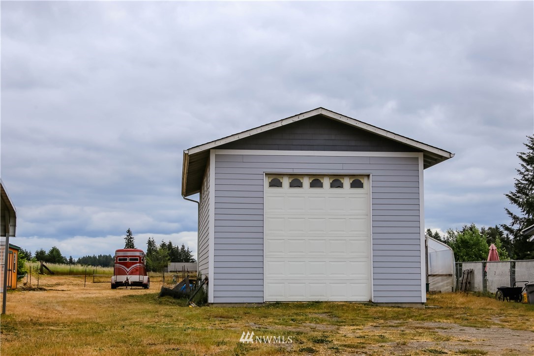 18144 Applegate Street Southwest Rochester, WA 98579 - Photo 20 of 22