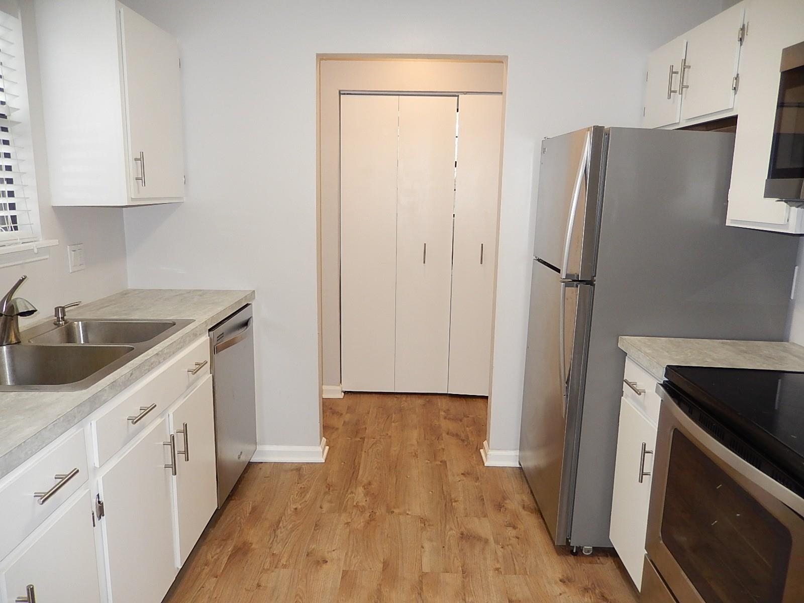 2469 Raymond Diehl Road Tallahassee, FL 32309 - Photo 8 of 21
