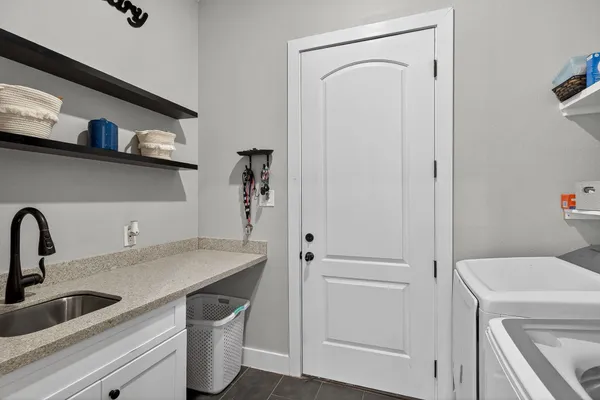 $420,000 | 102 Ladera Cove, Marble Falls, TX 78654