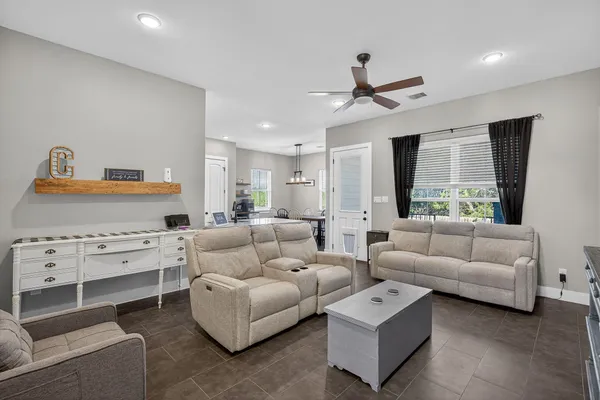 $420,000 | 102 Ladera Cove, Marble Falls, TX 78654