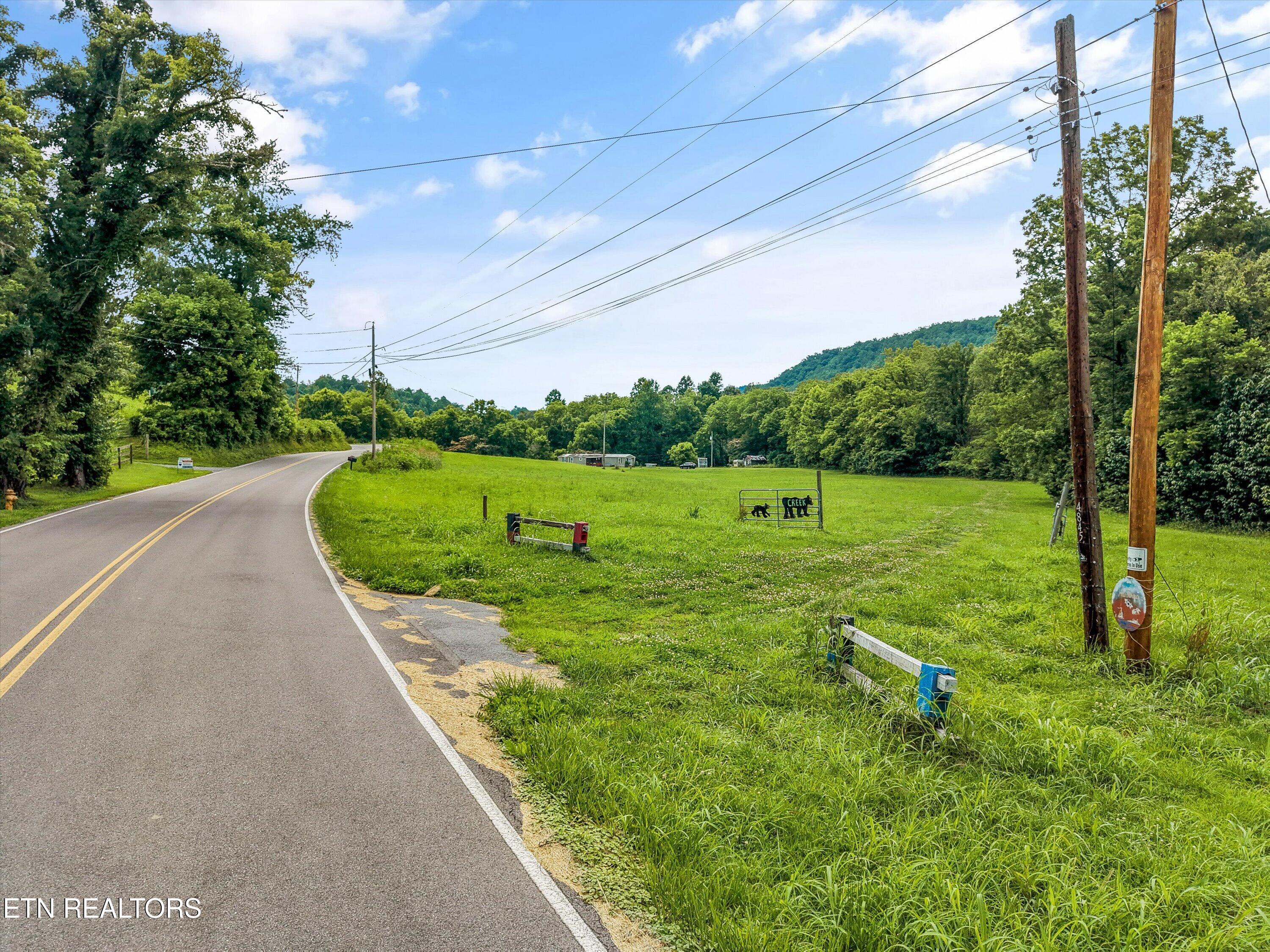 4845 Pearl Valley Road Sevierville, TN 37876 - Photo 6 of 40 28-4845 Pearl Valley Rd 14