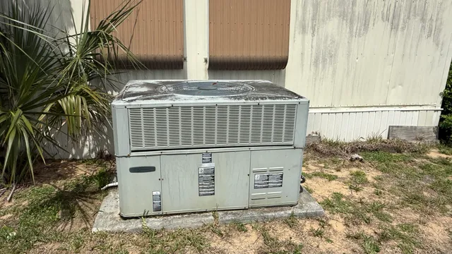 $179,000 | 7818 Southeast Continental Drive, Hobe Sound, FL 33455