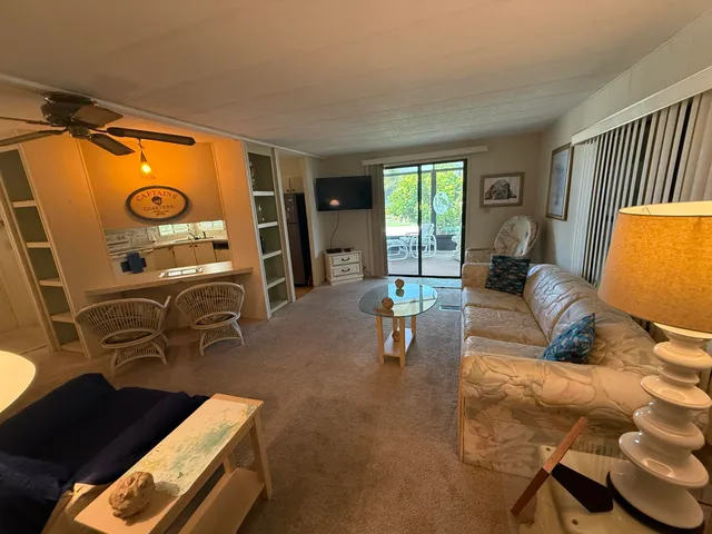 $179,000 | 7818 Southeast Continental Drive, Hobe Sound, FL 33455