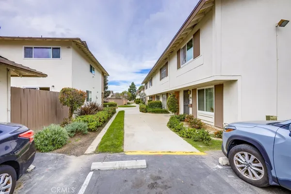 $2,100 | 11068 El Amarillo Avenue, Unit STUDIO, Fountain Valley, CA 92708