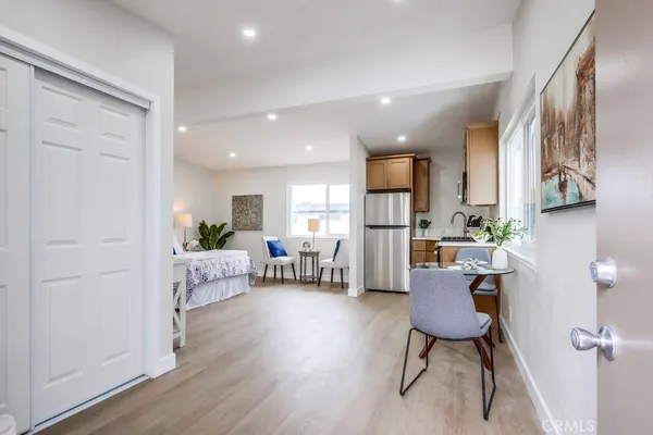$2,100 | 11068 El Amarillo Avenue, Unit STUDIO, Fountain Valley, CA 92708