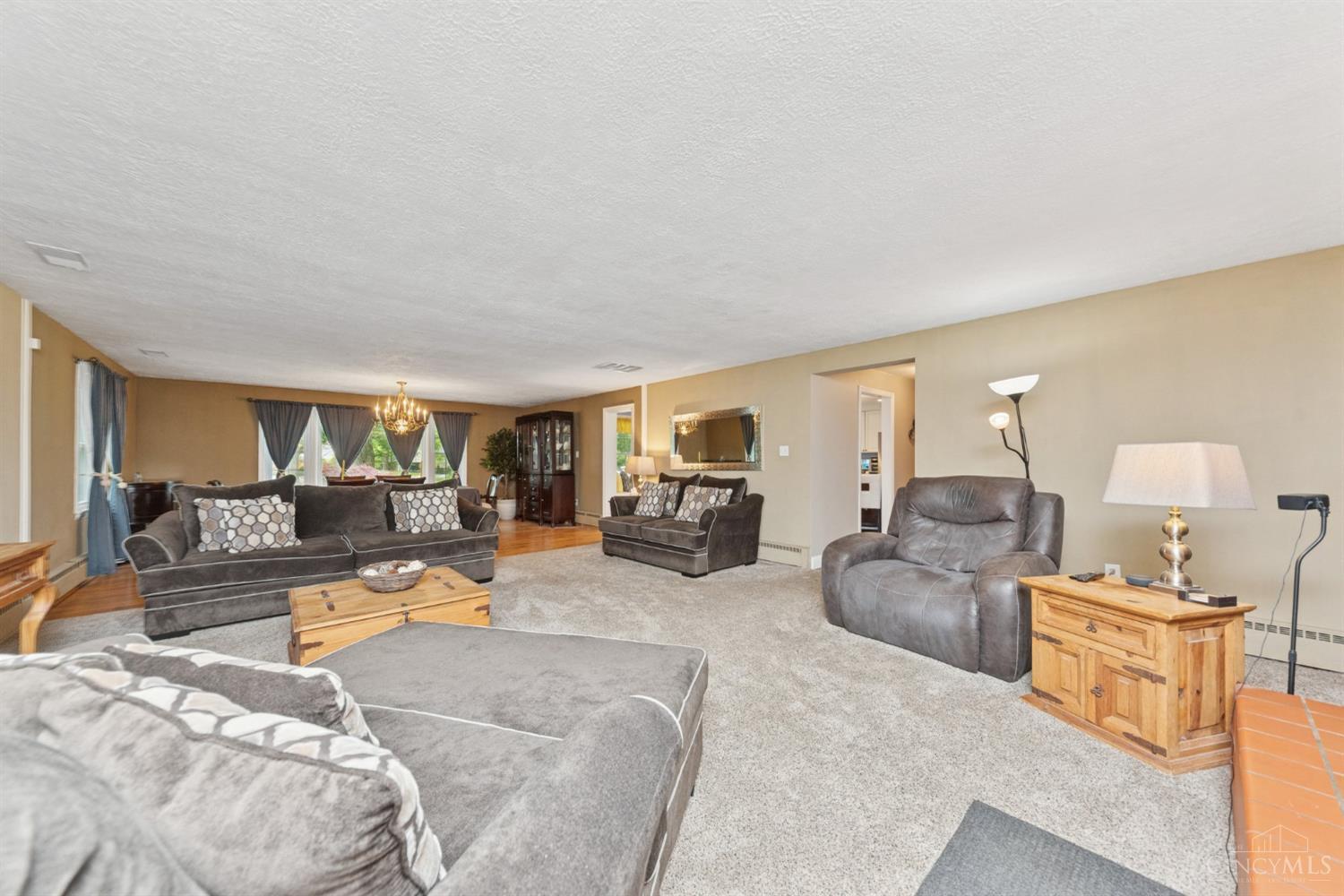 990 8 Mile Road Cincinnati, OH 45255 - Photo 5 of 46 Gallery Image 5