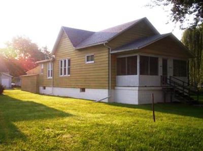2333 Chancy Street Clinton, IA 52732 - Photo 3 of 12 Gallery Image 3