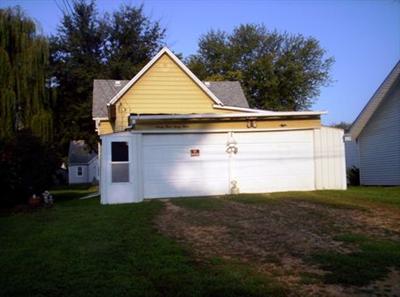 2333 Chancy Street Clinton, IA 52732 - Photo 4 of 12 Gallery Image 4