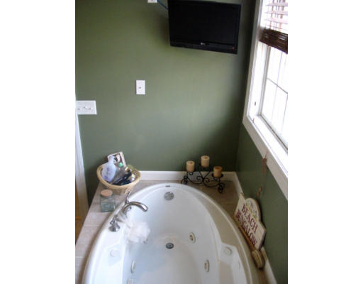 293 Arn-How Farm Road Fitchburg, MA 01420 - Photo 15 of 22 Gallery Image 15