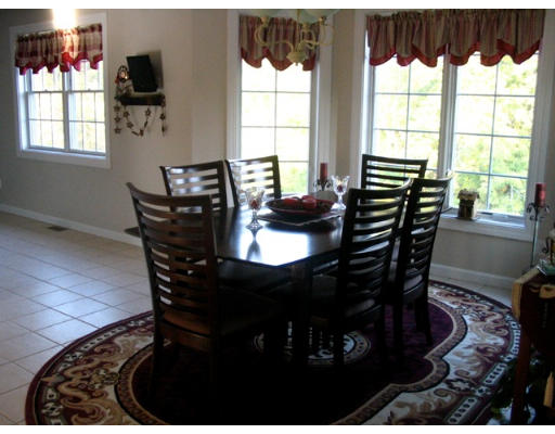 293 Arn-How Farm Road Fitchburg, MA 01420 - Photo 4 of 22 Gallery Image 4