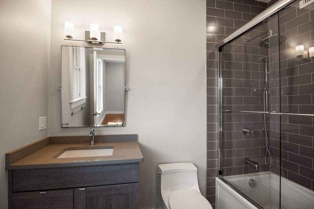 78 Thatcher Road, Unit 5 Gloucester, MA 01930 - Photo 7 of 9 Gallery Image 7