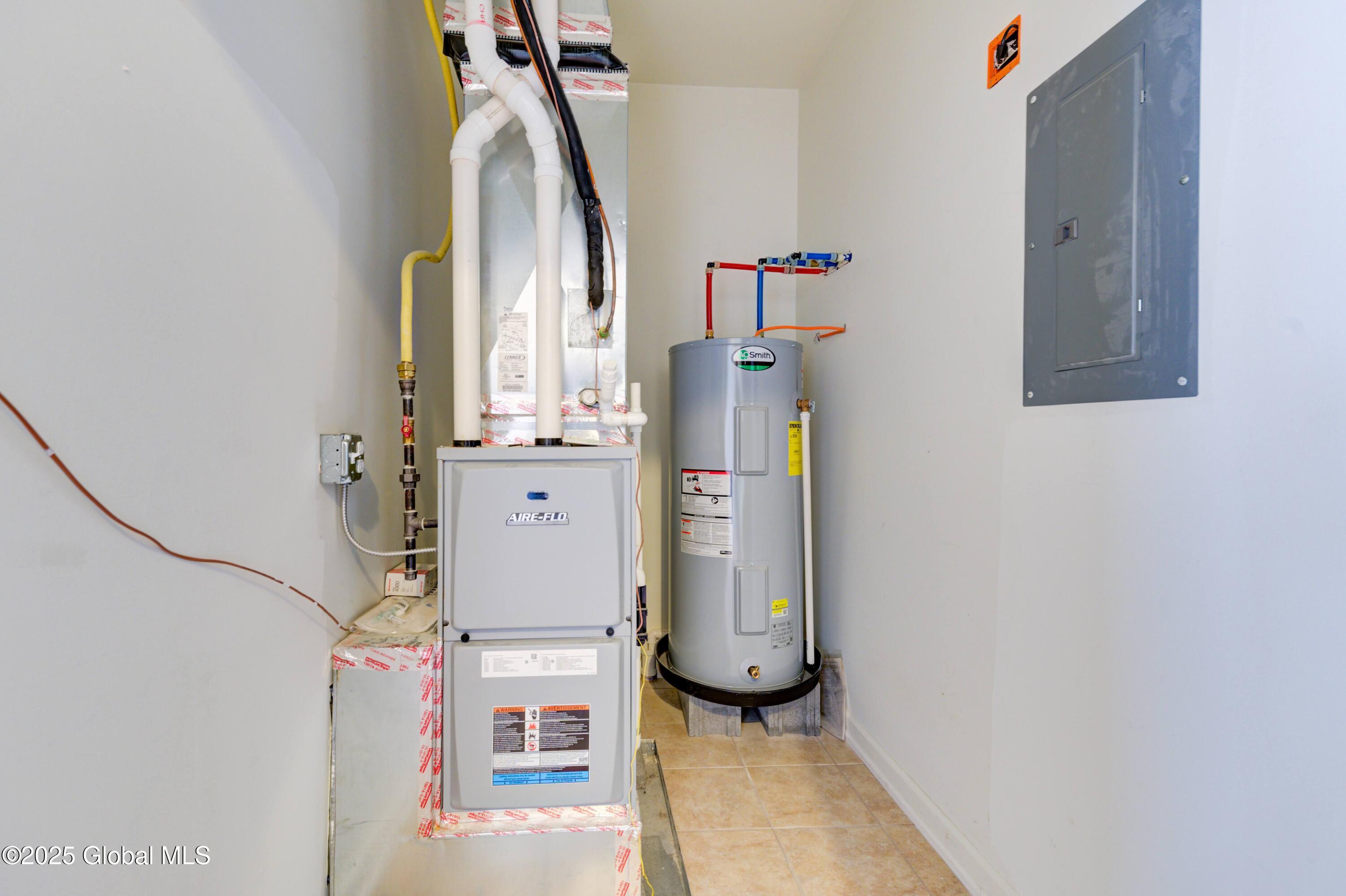 147 Wallins Corners Road Amsterdam, NY 12010 - Photo 13 of 18 Cedar-15