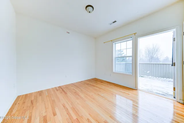 $1,550 | 147 Wallins Corners Road, Amsterdam, NY 12010