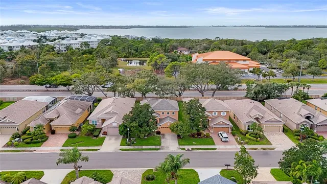 $695,000 | 3628 Summerwind Circle, Bradenton, FL 34209
