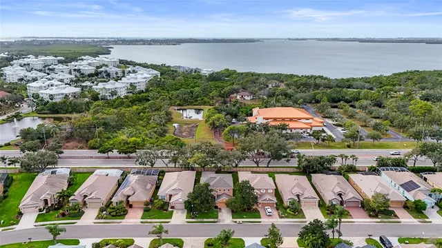 $695,000 | 3628 Summerwind Circle, Bradenton, FL 34209